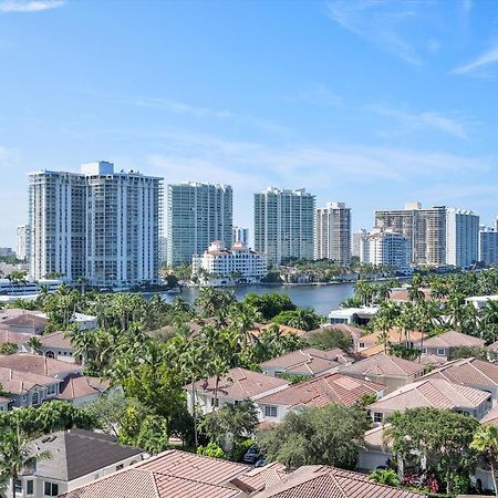 Stunning Water Views 1Br Condo With Pool And Tennis Court Sunny Isles Beach Zewnętrze zdjęcie