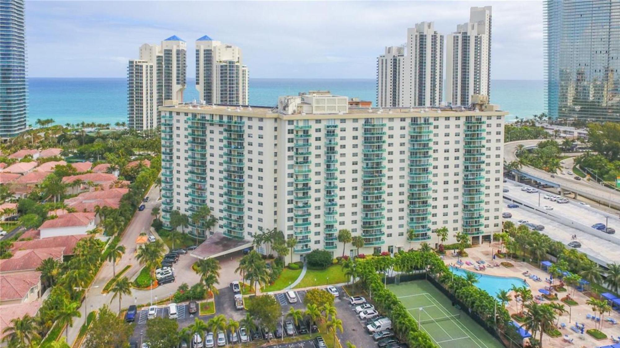 Stunning Water Views 1Br Condo With Pool And Tennis Court Sunny Isles Beach Zewnętrze zdjęcie